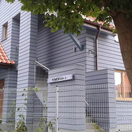 Solano B&B 우스트카